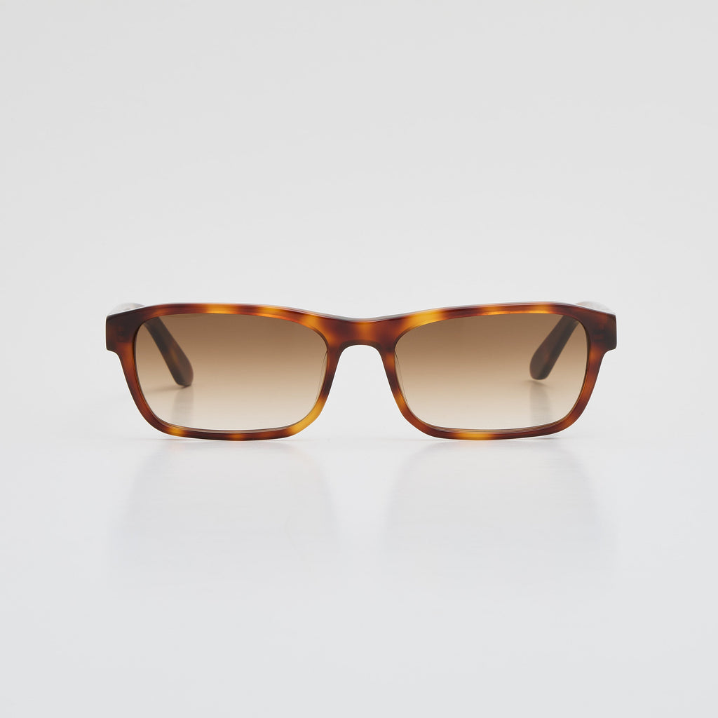 Front view of Latiner sunglasses in tortoiseshell acetate with brown gradient Carl Zeiss lenses.